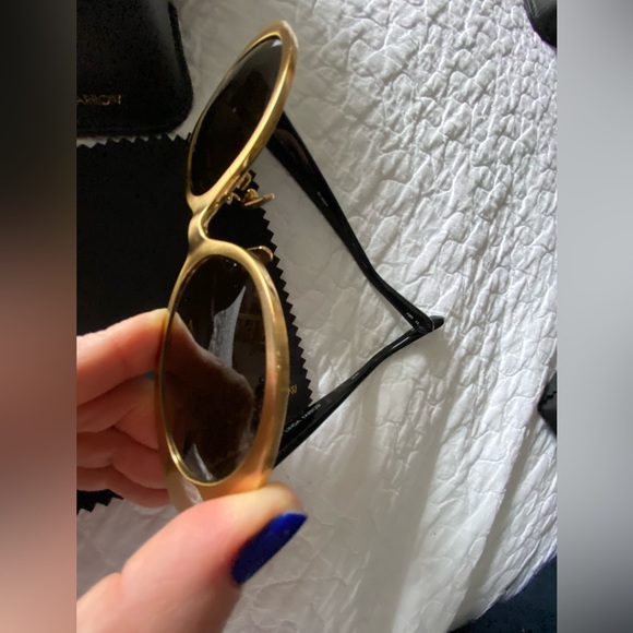 LINDA FARROW Gold Frame Sunglasses - Picture 13 of 14